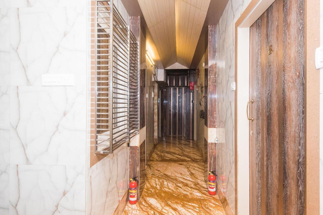 Hotel Oliver, Colaba มุมไบ ภายนอก รูปภาพ