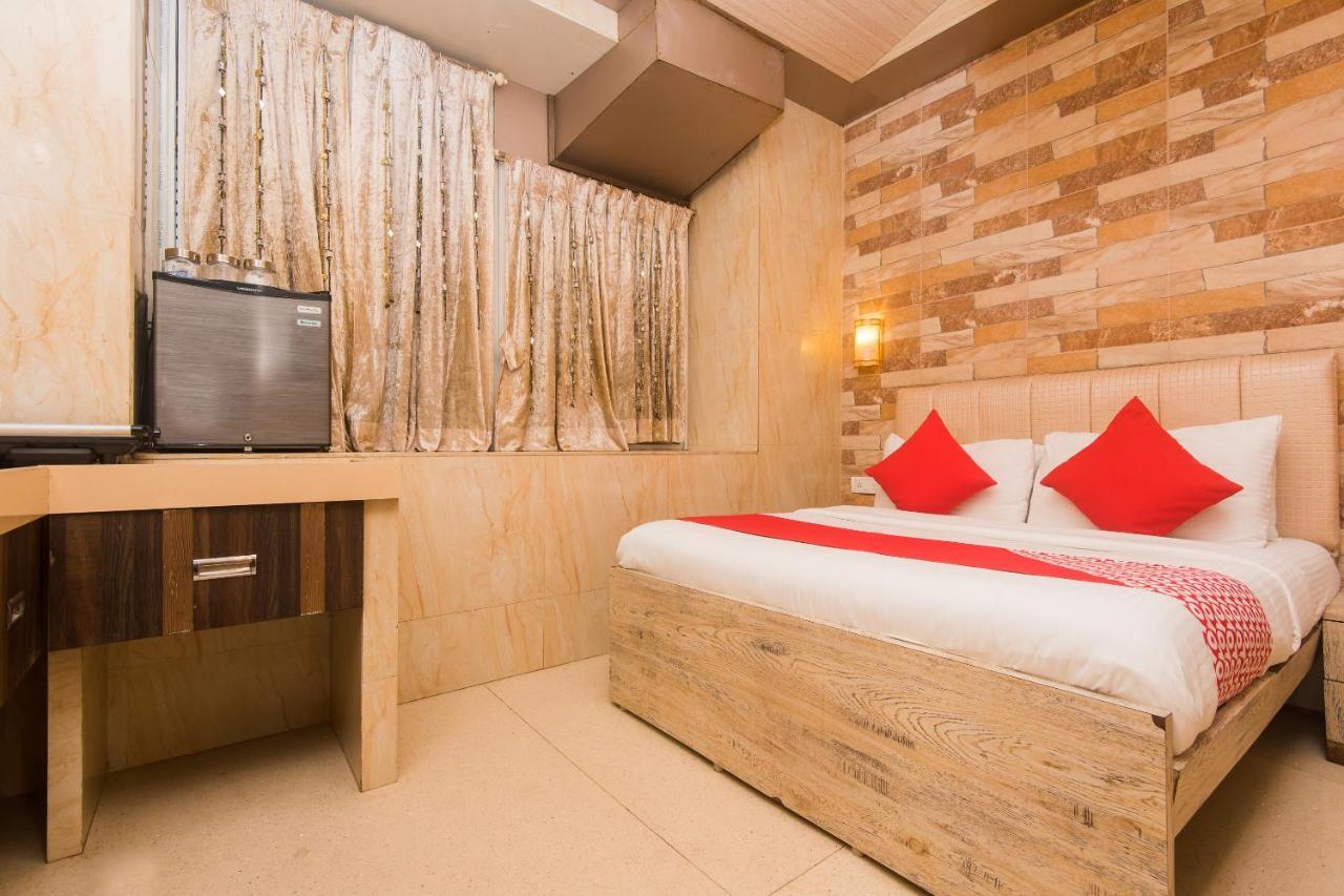 Hotel Oliver, Colaba มุมไบ ภายนอก รูปภาพ